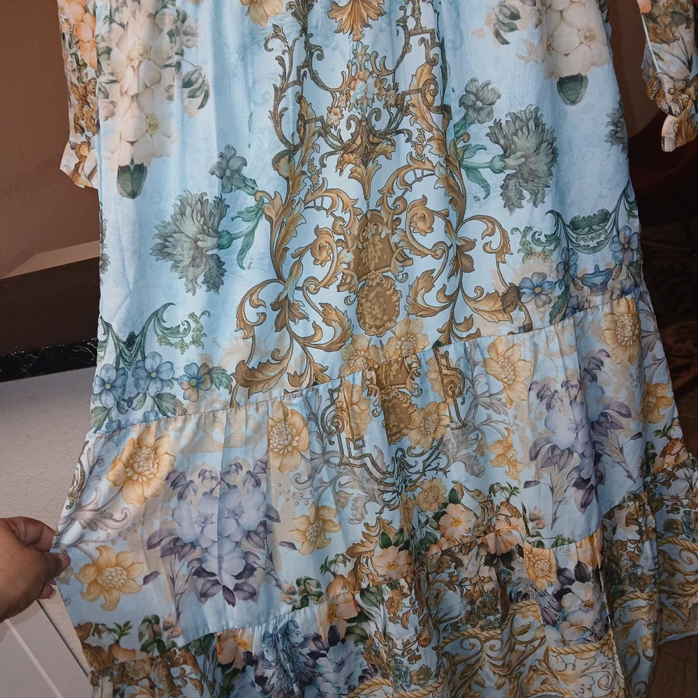 Floral Long Sleeve Dress - Picture 7 of 8